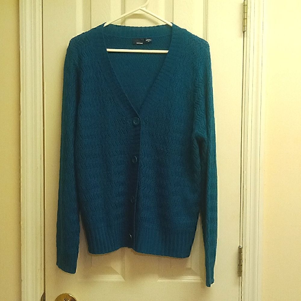 Basic Editions Women's Large Button V Neckline Sw… - image 1